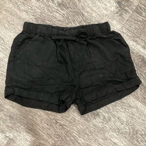 Love Tree black shorts size small